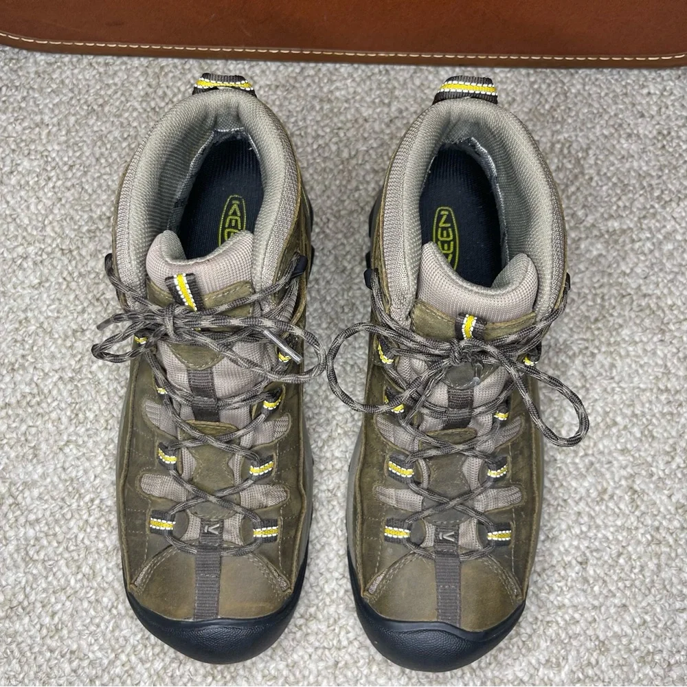 Keen targhee boots